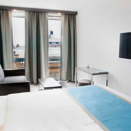 Motel One Manchester-Piccadilly-3